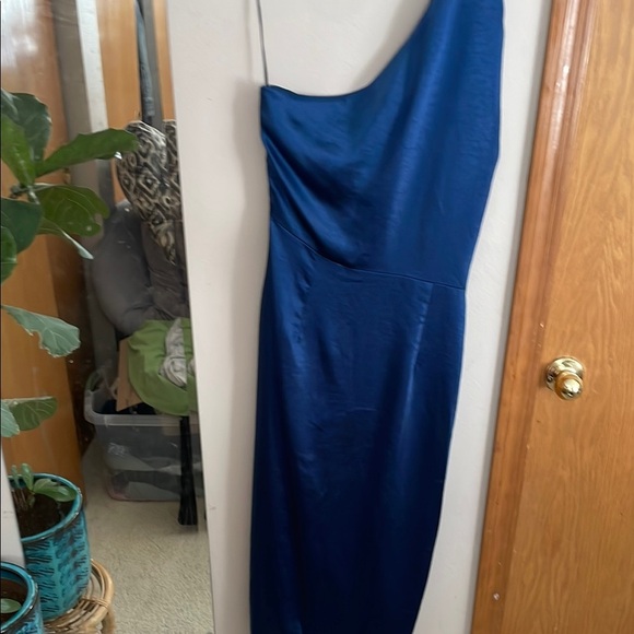 Elliatt Blue One Shoulder Dress - Picture 7 of 7